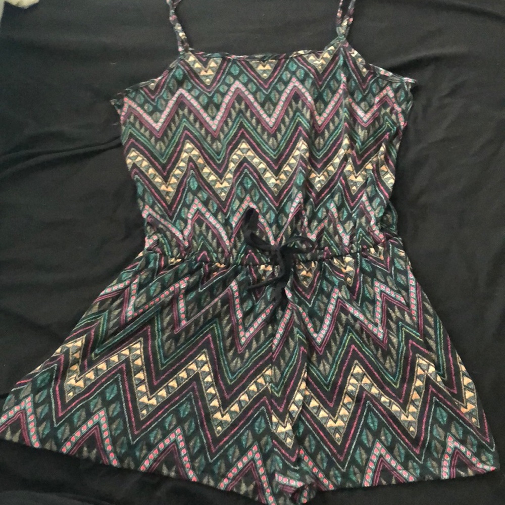 Patterned romper - Picture 2 of 2